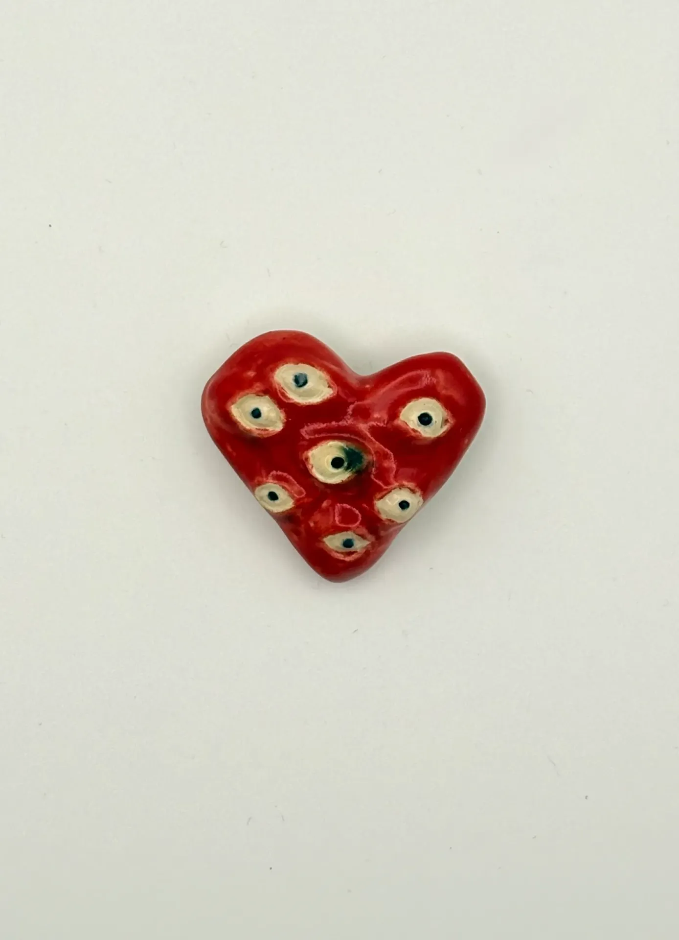 Heart shape pin with eyes (#3)